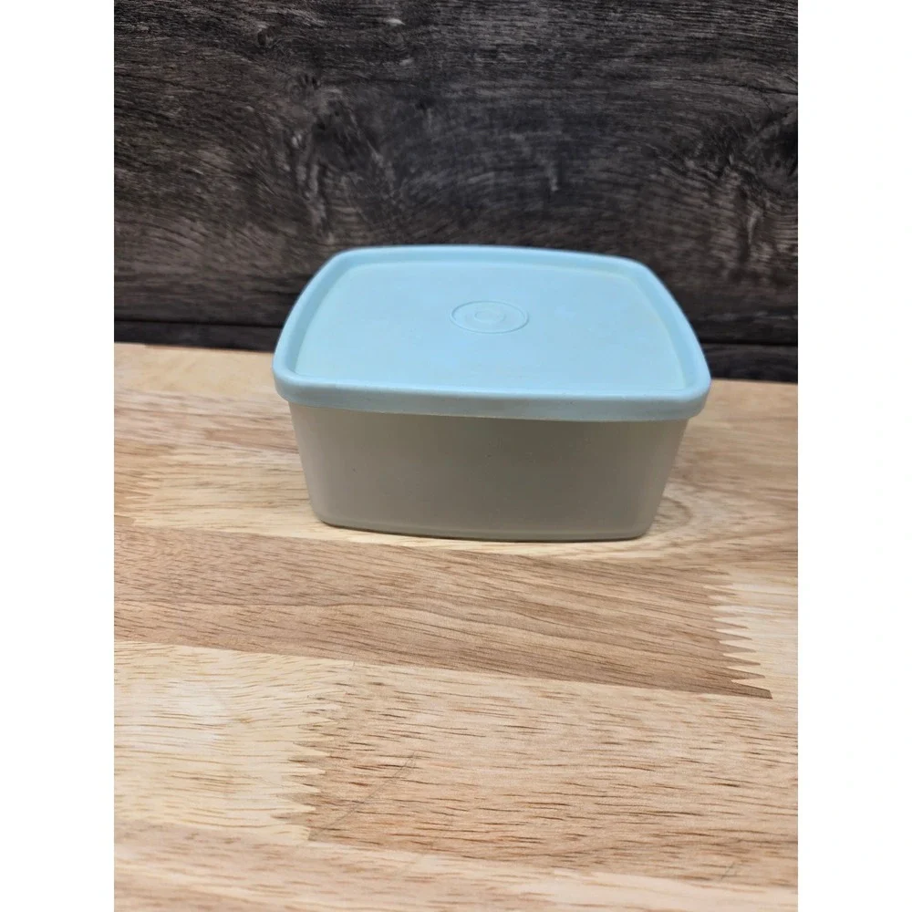 Tupperware Vintage Square Storage Container 311-75 Light Blue Lid Clear Base
